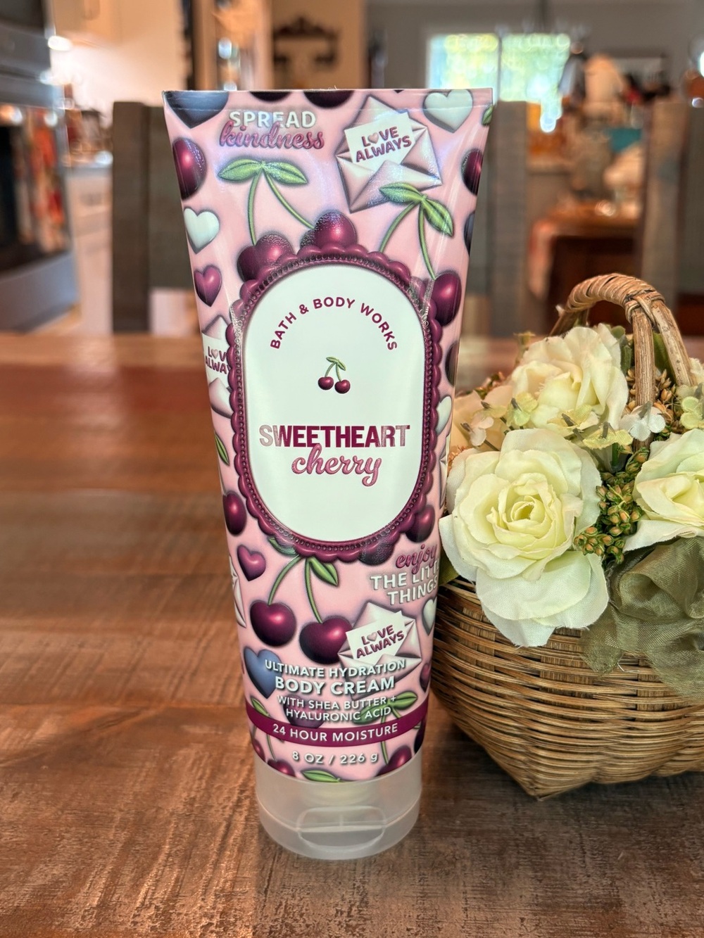 NEW Bath & Body Works SWEETHEART CHERRY 🍒 Ultra Hydration BODY CREAM Full Size!